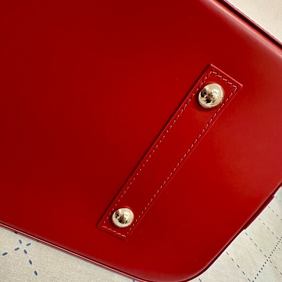 Timeless LV Alma GM in Rubis Red - Picture 7 of 12